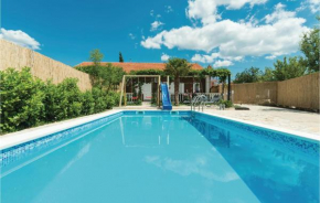 Awesome Home In Sibenik With Wifi